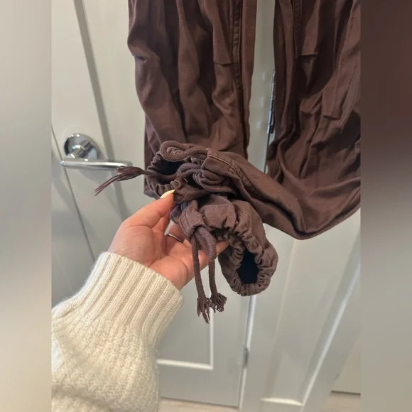 TNA Brown Cache Cargo Pants Size Small - Picture 4 of 12